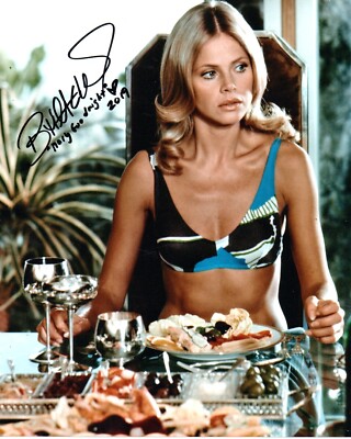 Original handsigniertes Britt Ekland Foto 10 x 8 Foto James Bond C/W COA PIC PROOF