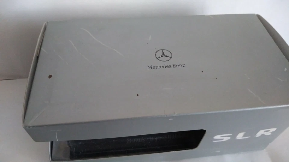 MERCEDES-BENZ SLR MCLAREN ROADSTER MINICHAMPS SCALA 1/43 - Immagine 4 di 4