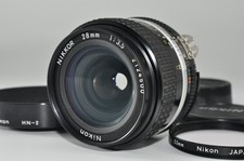 Excellent Nikon Ai-S Nikkor 28mm f3.5 Wide Angle MF Lens with Hood from Japan