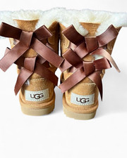 TODDLER UGG BAILEY BOW SIZE 7C