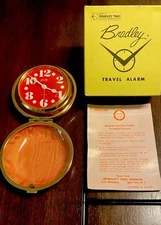 NIB Vintage c.1970 Bradley No.4849 Red Travel Alarm Clock - Japan /VG+