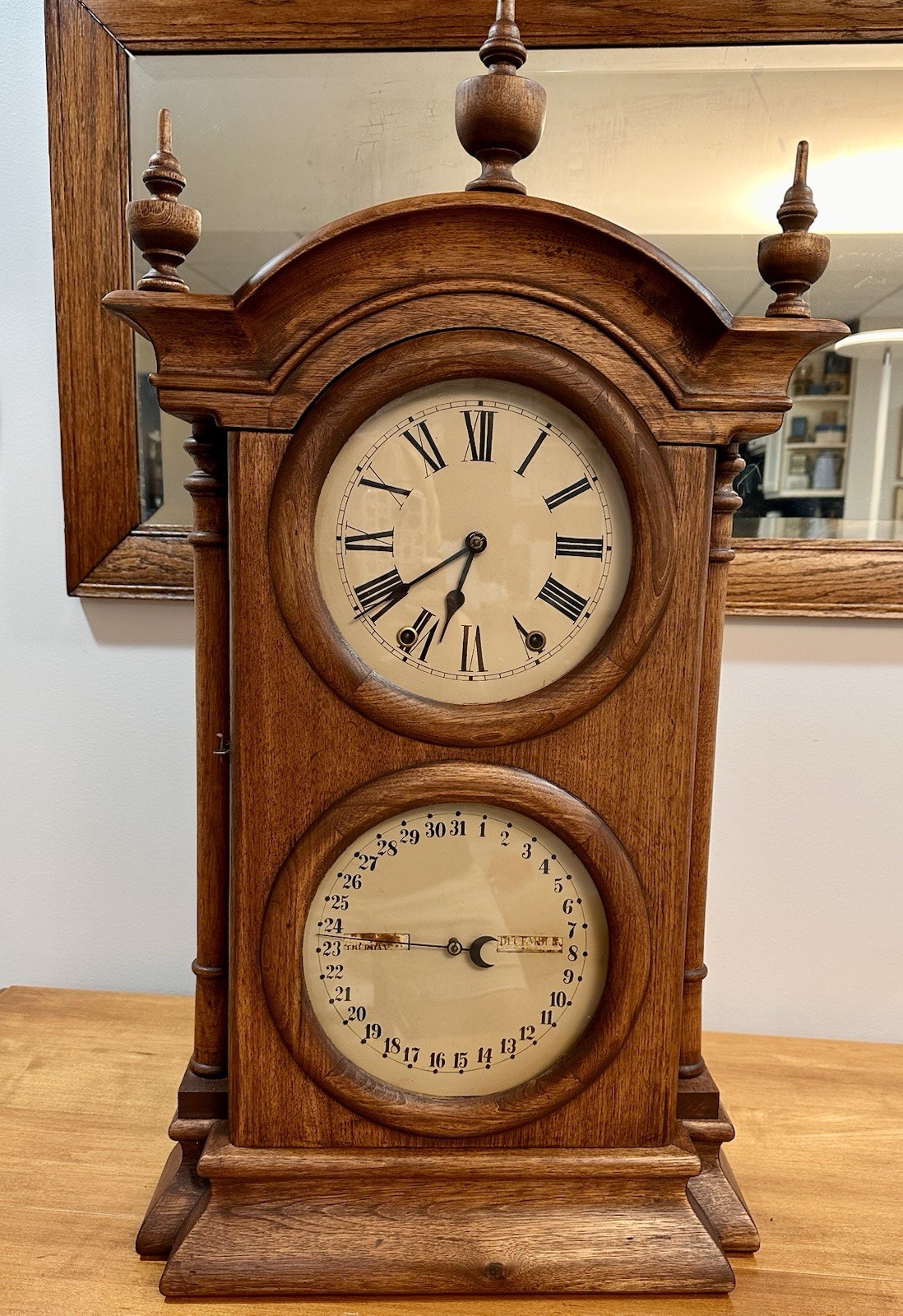 ANTIQUE Seth Thomas Southern Double Dial Calendar Clock