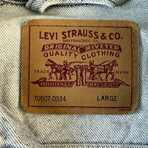 Vintage Levi's Men Denim Trucker Jacket 1996 Made in USA 70507-0334 Retro Large by Levi's, Size L, $74.99 - Photo 4