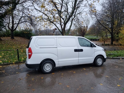 2019 Hyundai Iload 2.5 CRDi 116ps SE Van [6] PANEL VAN Diesel Manual - Picture 11 of 14