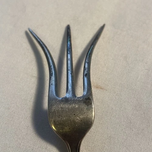 Antique - Pynchon (Lunt) Lemon Fork - Sterling Silver - 5”