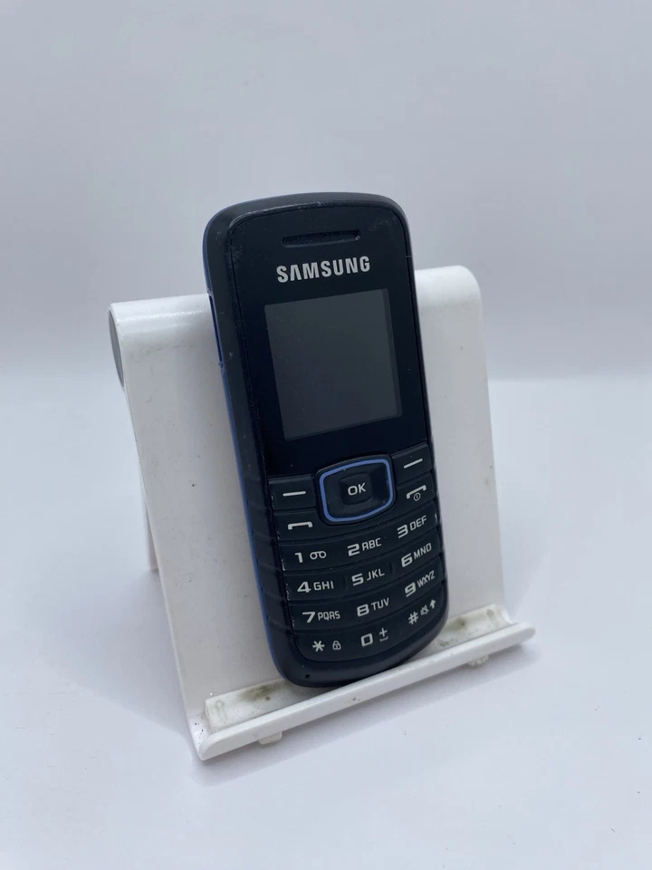 Samsung GT-E1080i - Blue Mobile Phone Fully Working, on O2, photo 4 of 5
