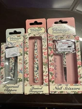 3pc Manicure Set The Vintage Cosmetic Co nail clippers tweezers scissors floral