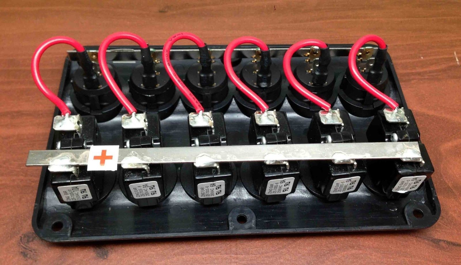 Marine Boat IP65 Switch Panel 6 Gang LED Switches & Circuit Breaker Wave Design