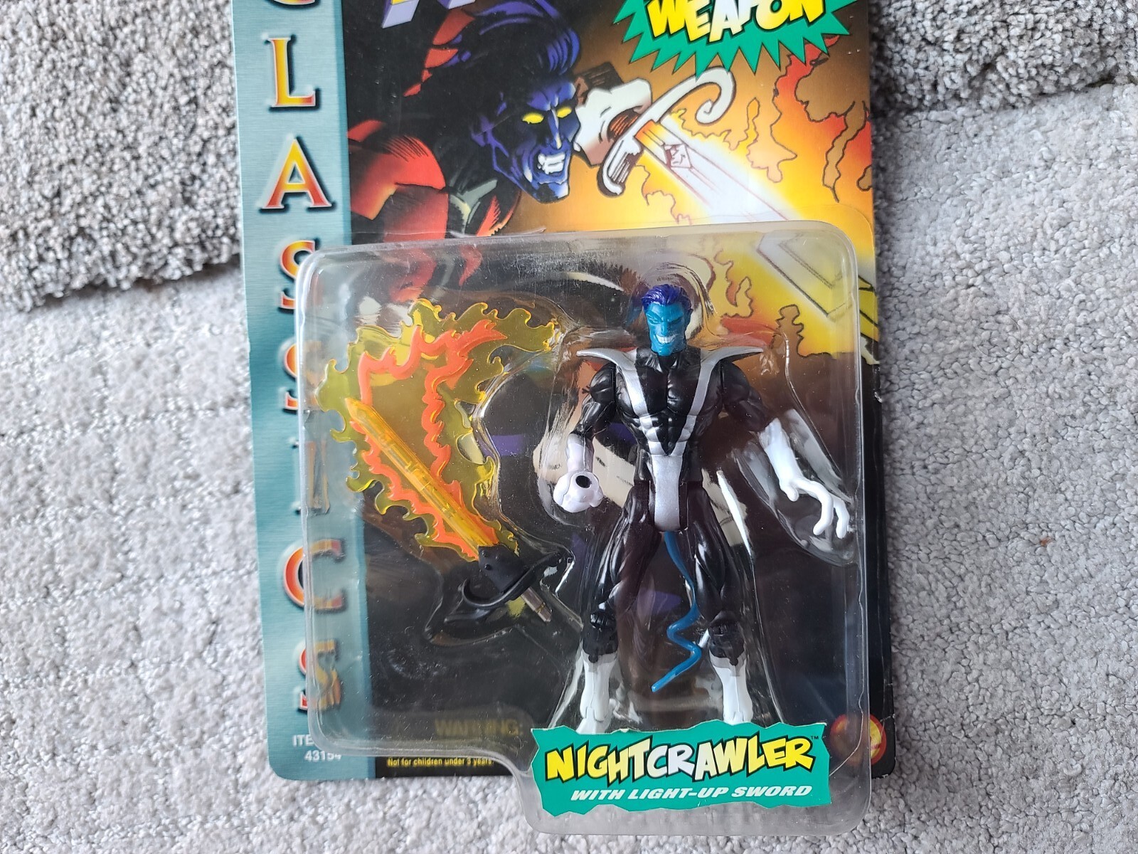 TOY BIZ 1996 XMen Classics NIGHTCRAWLER Action Figure LightUp Sword