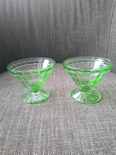 VINTAGE Pair Of Anchor Hocking Block Optic Uranium/Vaseline Glass Sherbet Dishes