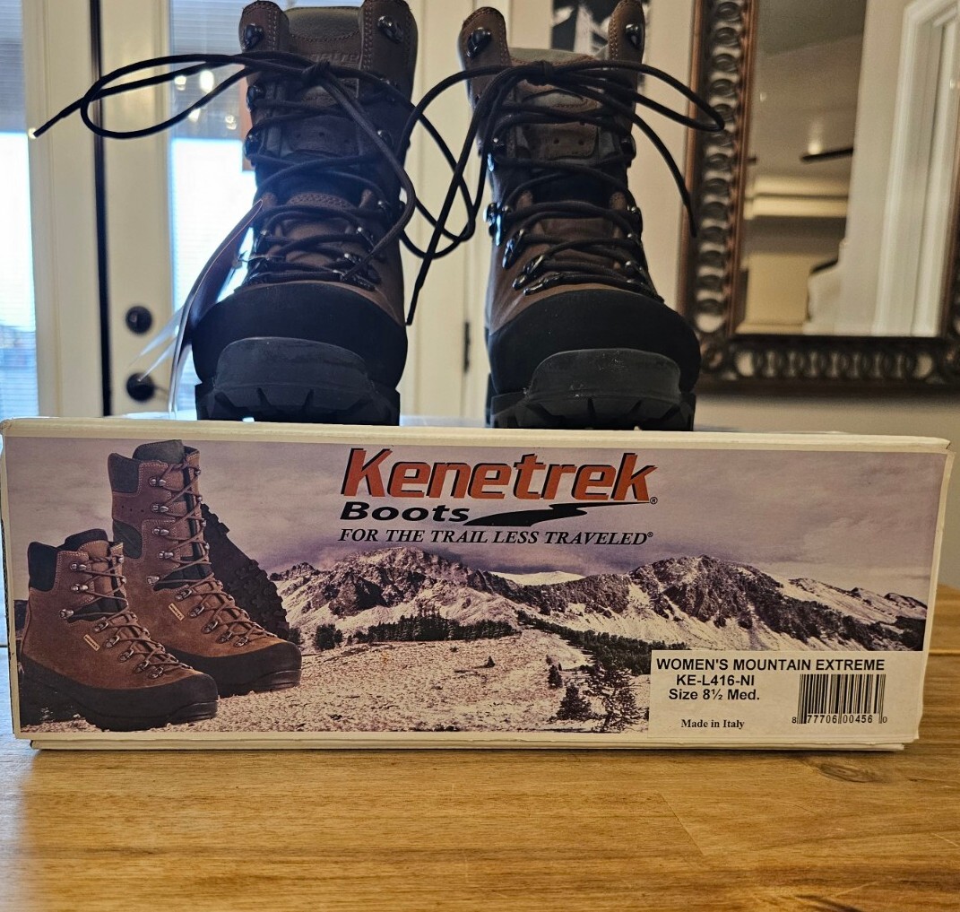 NWT Women's Mountain Extreme NI Insulated Hiking Boot Thinsulate 8.5 eBay