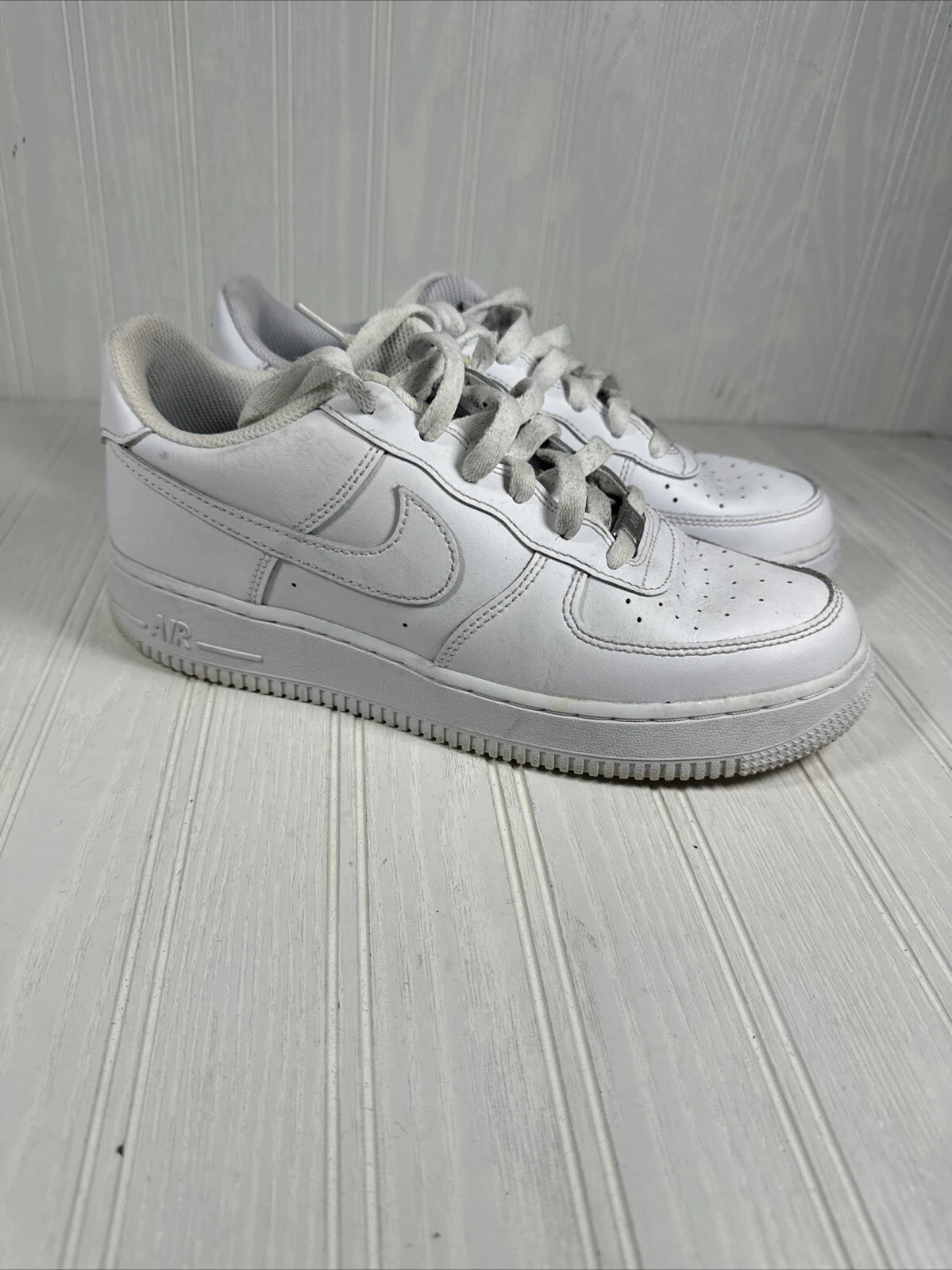 Nike Air Force 1 bianche basse taglia 7Y taglia 6 EUR 40