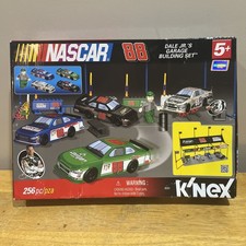 K'NEX 36253 NASCAR 88 Dale Earnhardt Jr Garage Building Set New Box Damage