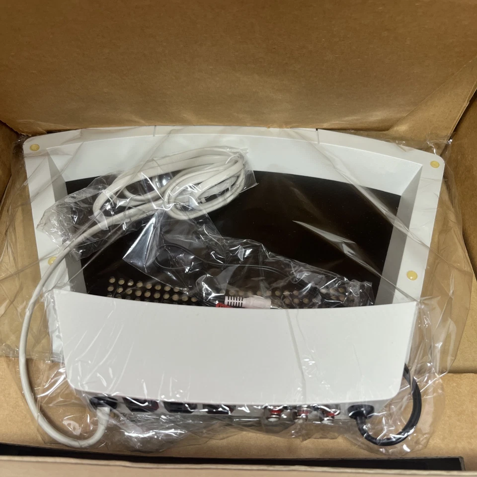 Bose Wave AWRC-1P Stereo CD Player and Radio with Remote - White & Stand NOS - Image 4 of 4