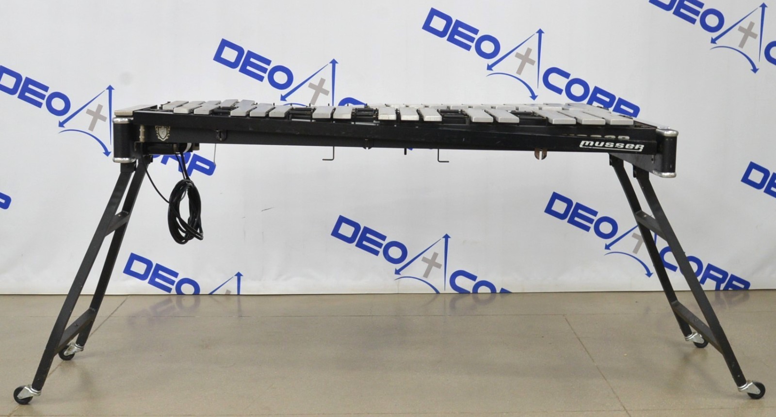 Musser M55 M-9200 Pro Vibe Vibraphone