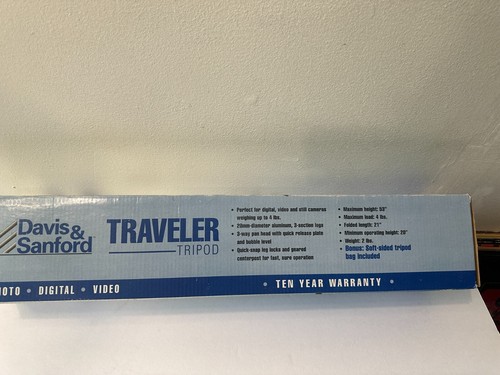 Davis & Sanford Traveler Tripod NIB max height 53" Tiffen Co. - Picture 2 of 7