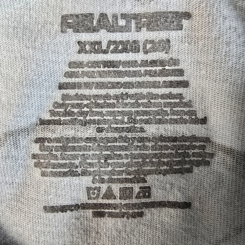 2010s Realtree APS Snow Camo V-Neck Long Sleeve Performance T-Shirt (Womens XXL) - Image 4 of 4