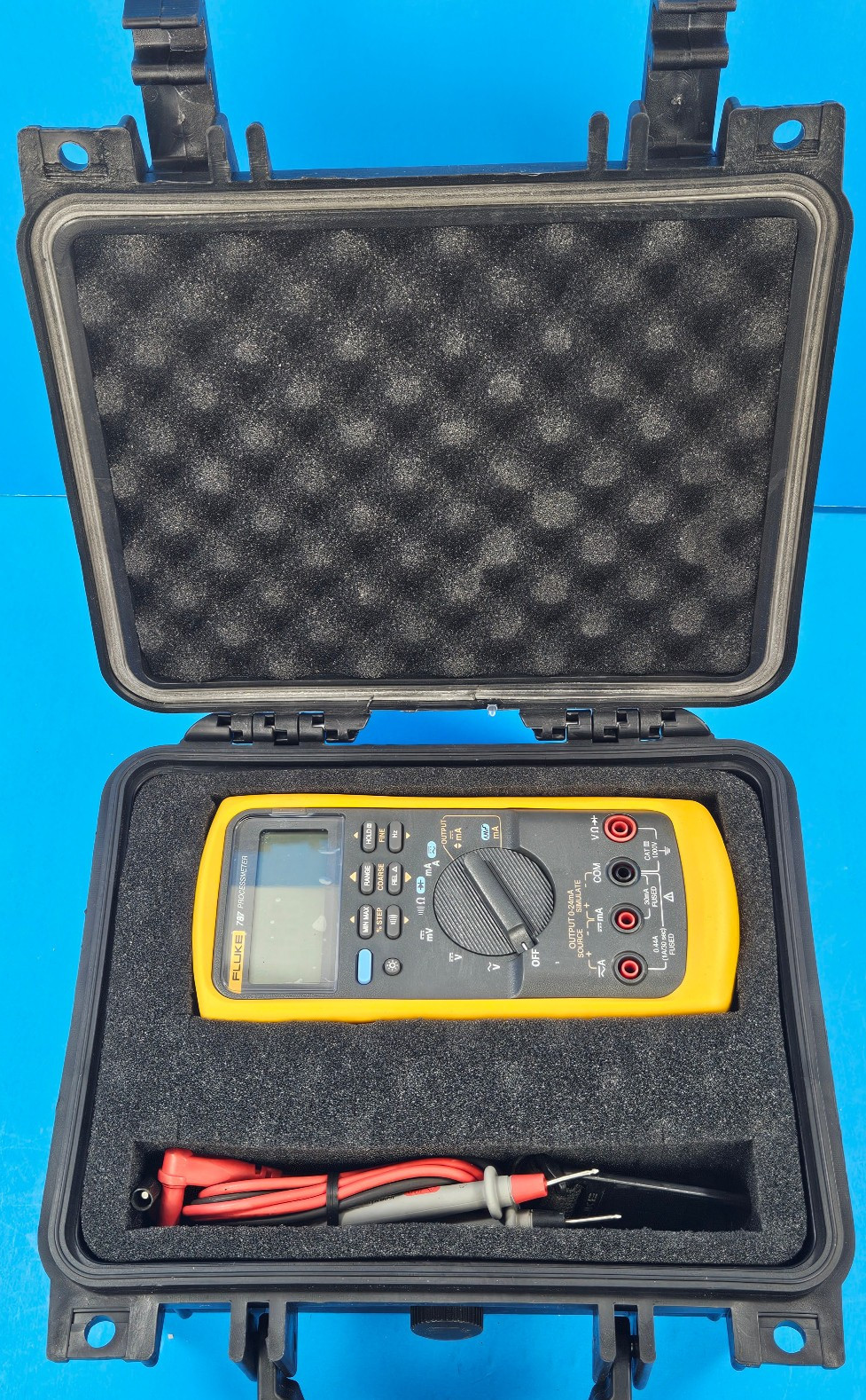 Fluke 787 ProcessMeter Industrial Process Calibrator Meter Multimeter