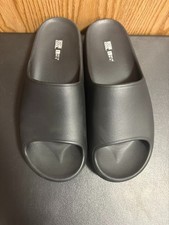 32 Degrees Cool Black Sandals Large New W 9-10 M 7-8 Unisex