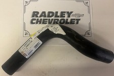 NEW GM OEM RADIATOR COOLANT- LOWER HOSE- GENERAL MOTORS GMC 22827735