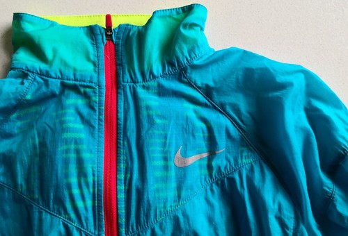 Nike Impossibly Light Running Jacket Size S Small 128-137cm 8-10 Years - Picture 6 of 10