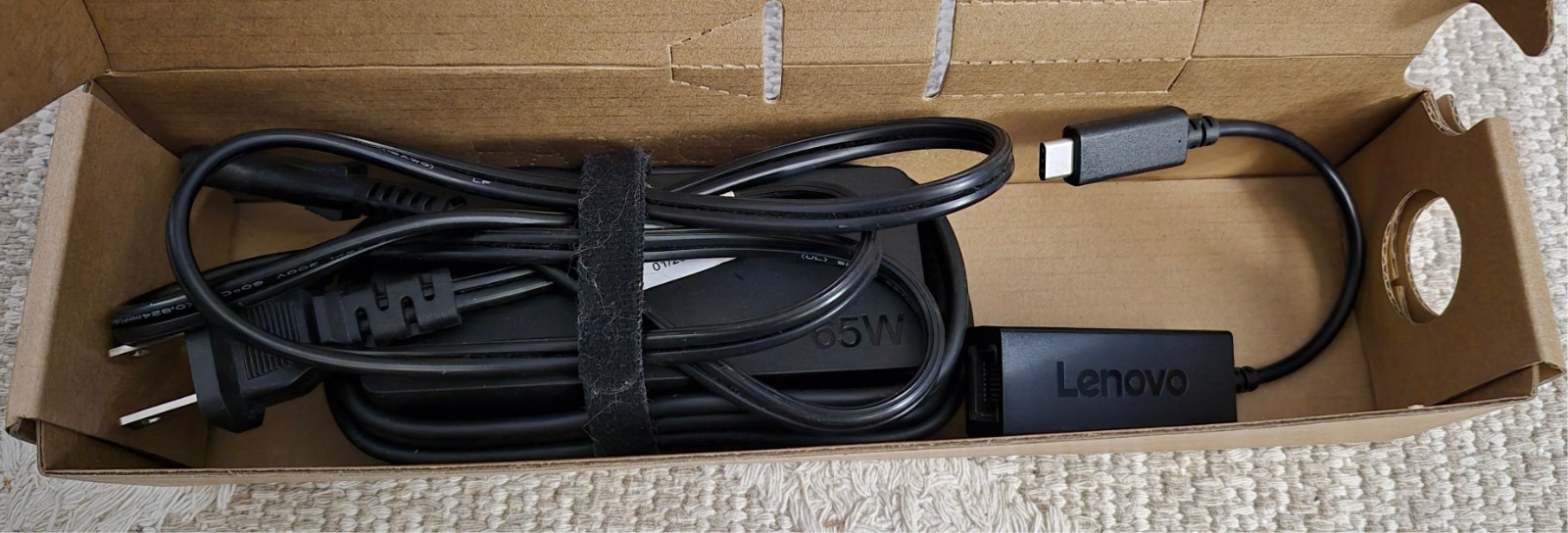 Lenovo ThinkPad X1, 14-Inch Laptop, with Intel Core Ultra 7 165U, Windows 11 Pro