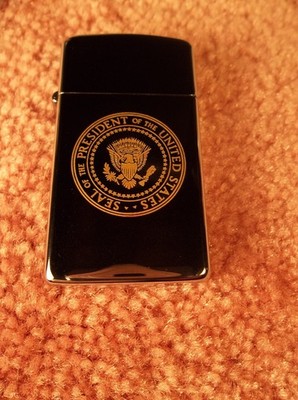 RARE ZIPPO RONALD REAGAN PRESIDENTIAL SEAL SLIM LINE LIGHTER 1980