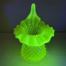 Gibson Topaz Jack in The Pulpit Opalescent Vaseline Hobnail Vase 6.5” GLOWS