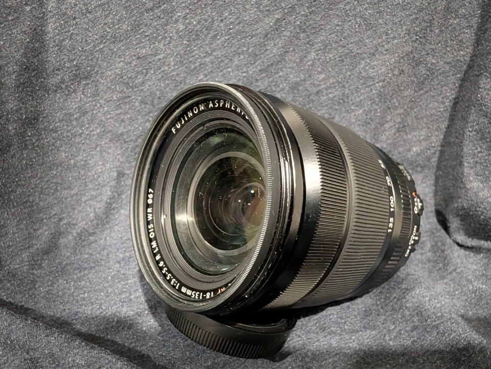 FUJIFILM FUJINON SUPER EBC XF 18-135mm F3.5-5.6 R LM OIS WR Lens USA Shipper - Image 2 of 4