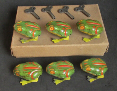 Trade Box of 6 'Vebe 500', 30er Jahre Frankreich Aufziehuhrwerk Frösche Bing Einfalt