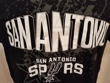 San Antonio Spurs NBA Brand Black T-Shirt Actual Size Small EUC