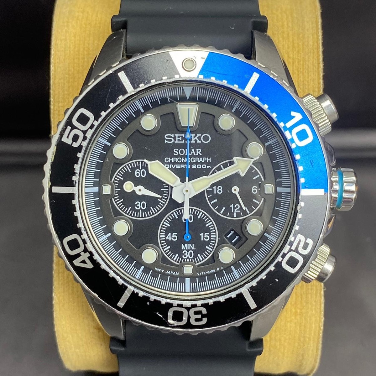 Rare Seiko Solar SSC017 Chronograph V175-0AD0 Black Dial Batman