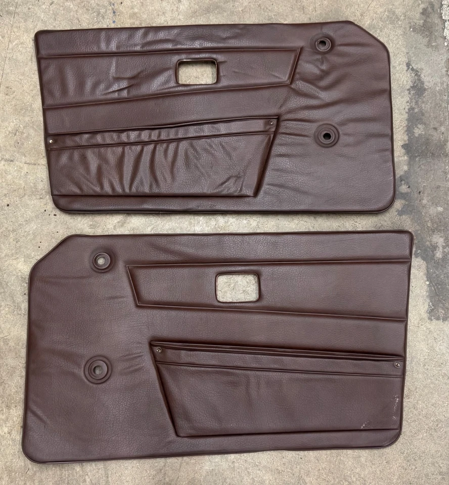 Kit interior completo Triumph TR6 usado con cubiertas Tonneau y capó Foto 4 de 4