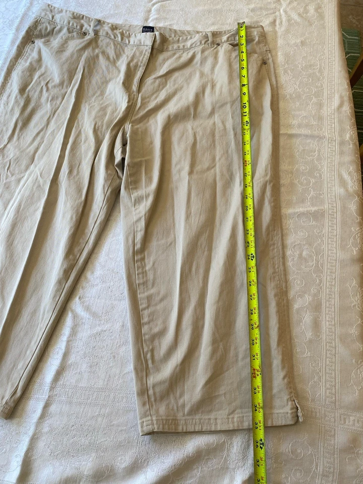 Basic Editions Women’s Cotton Stretch Khaki Cropped Pants Plus Size 26W - Image 4 of 4