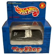 Hot Wheels Toy Shop Mag '63 T-Bird Ford Thunderbird Lowrider Real Riders (B55)