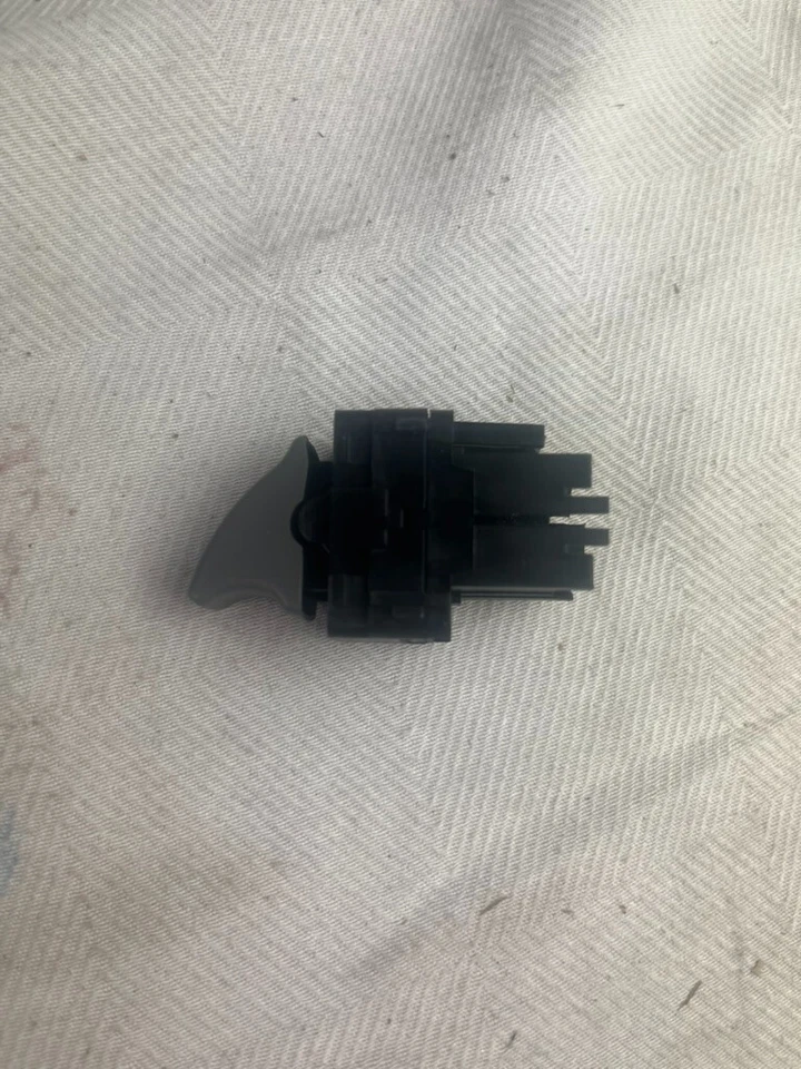 Interruptor de janela de porta Dorman 901-076 compatível com 00-05 Pontiac Montana - Imagem 4 de 4