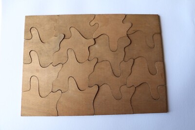 Lot De 2 Anciens Puzzles Enfants – Thème « à La Mer » Et « Enfants Avec Leur Chien » – Occasion Correct