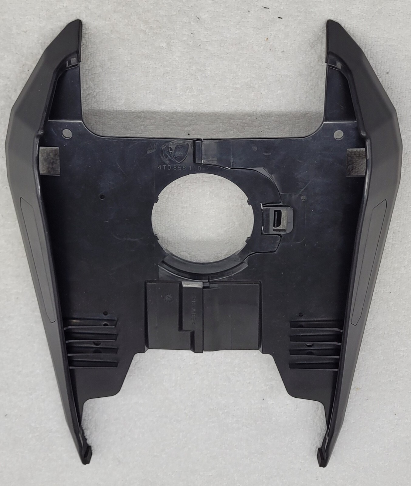 4T0858110 LHD 62X LAMBORGHINI HURACAN PHONE HOLDER MISSING RUBBER MAT