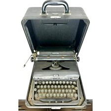 1930’s Royal Model O Touch Control Portable Typewriter w/ Case! 52 thumbnail