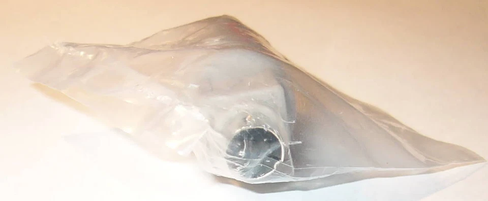 AT Female to PS2 Male Adapter - 5 Pin Female to 6 Pin Male - F to M Converter - Image 2 of 4