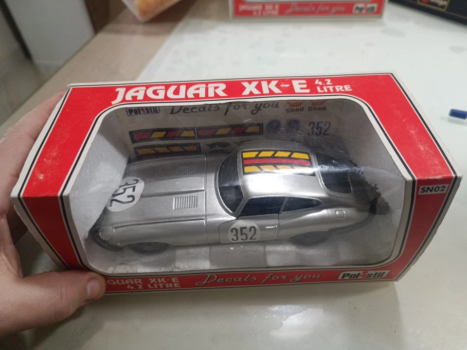 Jaguar XK-E Polistil Scala 1:25 Cod. SN02 Made In Italy Rally #352 - Immagine 2 di 4