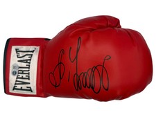 OLEKSANDR USYK SIGNED RED EVERLAST BOXING GLOVE UNDISPUTED (ACG CERT AG18885)