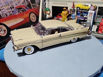 VINTAGE Motor Max diecast 1958 Plymouth Fury - Buckskin Beige VERY NICE CAR   