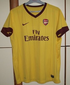 arsenal away 2010