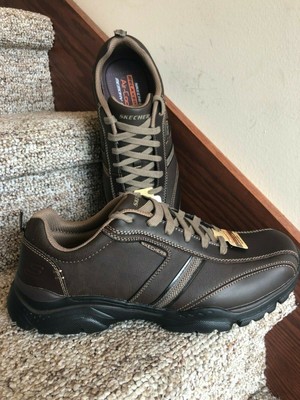 skechers rovato larion