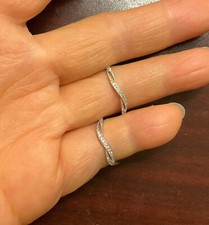 925 Sterling silver ring with cubic zirconia stone, band style.