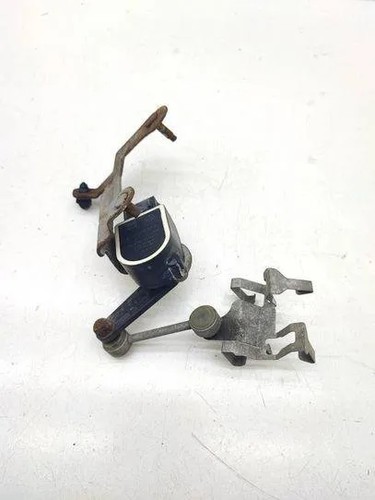 MERCEDES-BENZ GLC C253 Niveausensor vorne links A0009053704 2.20 25050627