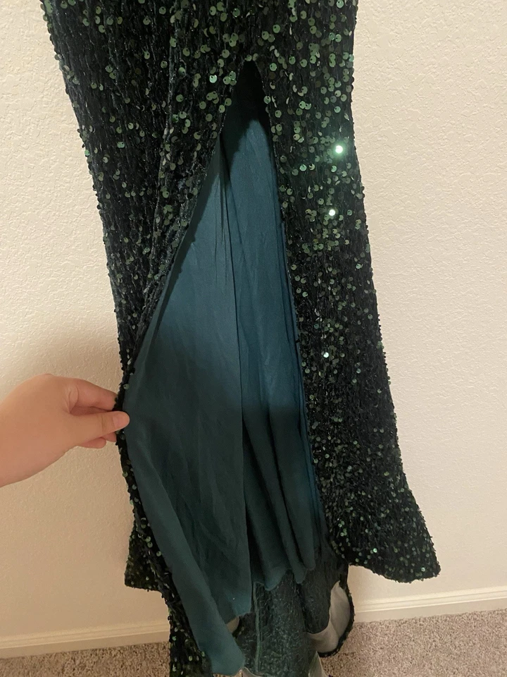 Vestido de graduación verde esmeralda Foto 4 de 4