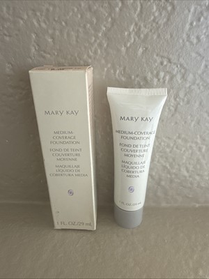 NIB MARY KAY MEDIUM COVERAGE FOUNDATION IVORY 202