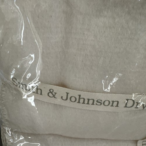 New Smith & Johnson Dry Goods Cashma Soft Blanket Natural Fleece 50" by 60" - Picture 11 of 13